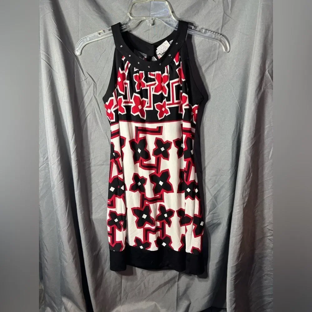 Sleeveless Geometric Print Dress in Black, White & Red EPC